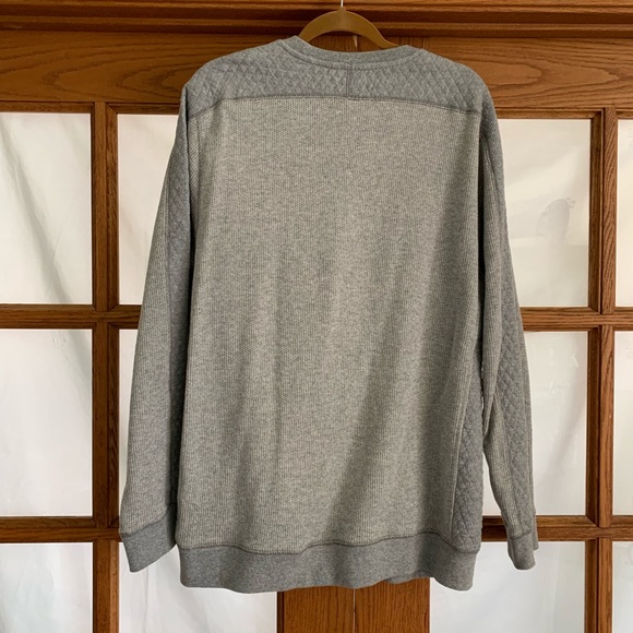 [Disneyland] Grey Quilted Crewneck Pullover - Picture 7 of 7